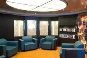 Biblioteca/Internet area