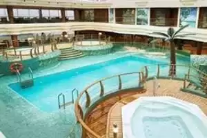 Piscina coperta L'Equatore