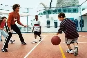 Terrain de basketball