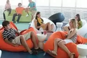 Piscine pour enfants Adventure Beach avec toboggan